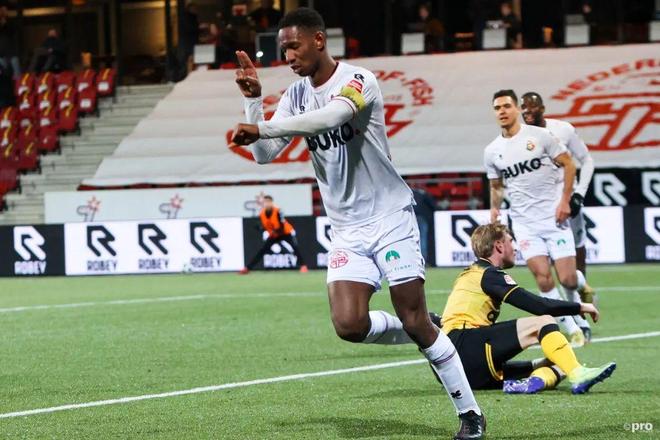 价值却不容 价值却不容