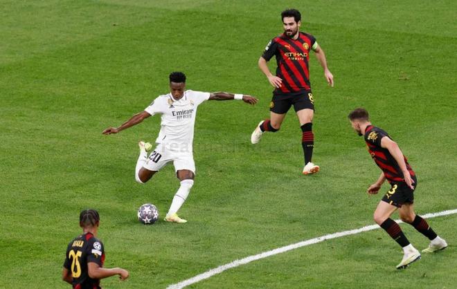 巴克通过更 巴克通过更