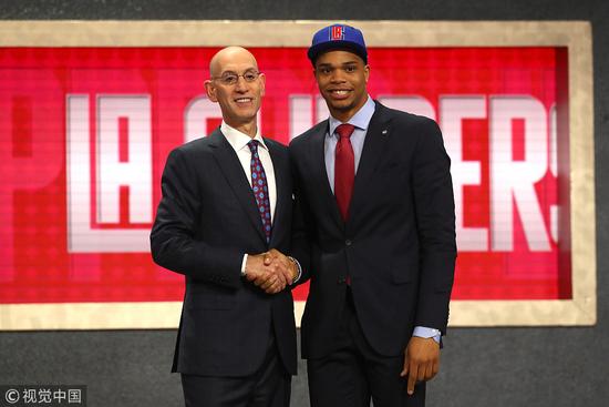 毕巴进球庆 毕巴进球庆