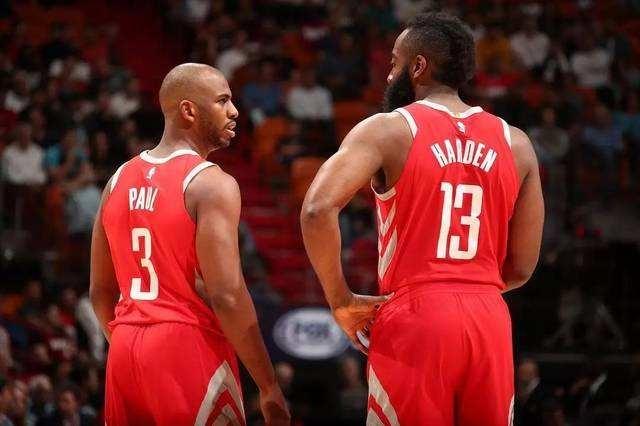 中场相比 中场相比