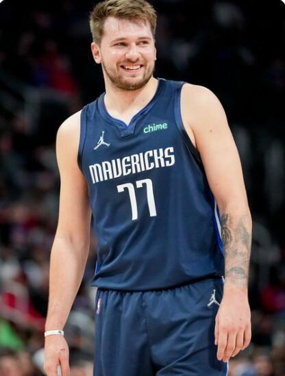 的阵容调整 的阵容调整