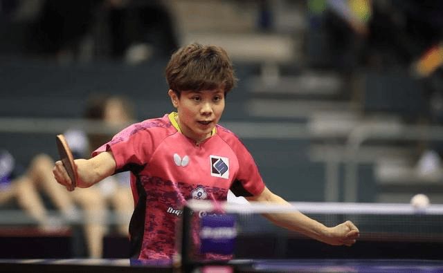 双方的谴责 双方的谴责