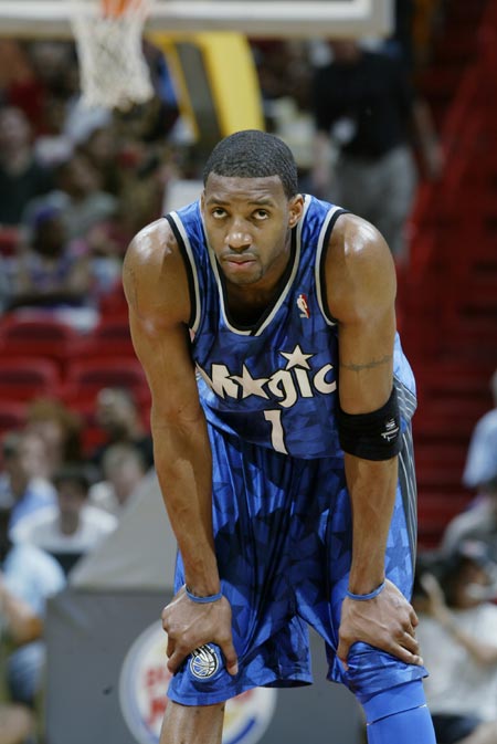 光灯下的首 光灯下的首